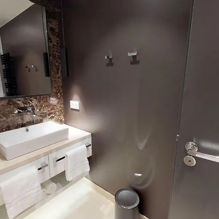 White Pearl 0.15 דירה טימנדורפר שטרנד